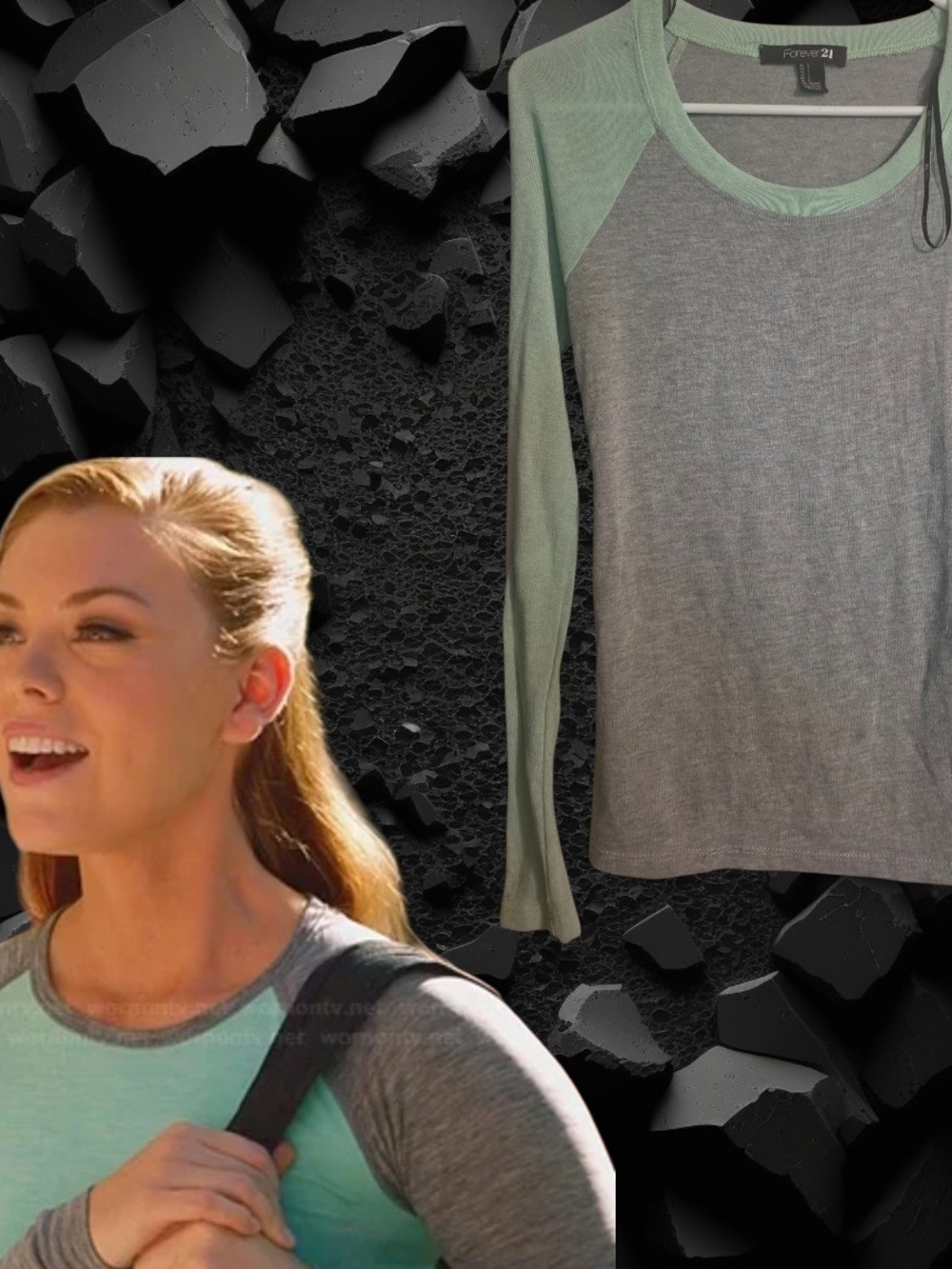 Forever 21 Women’s Long Sleeve Raglan Top - Sage Green and Heather Gray